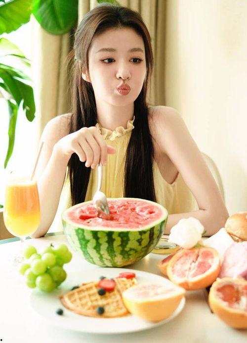 娱乐吃瓜王楚然,娱乐吃瓜界的风云人物